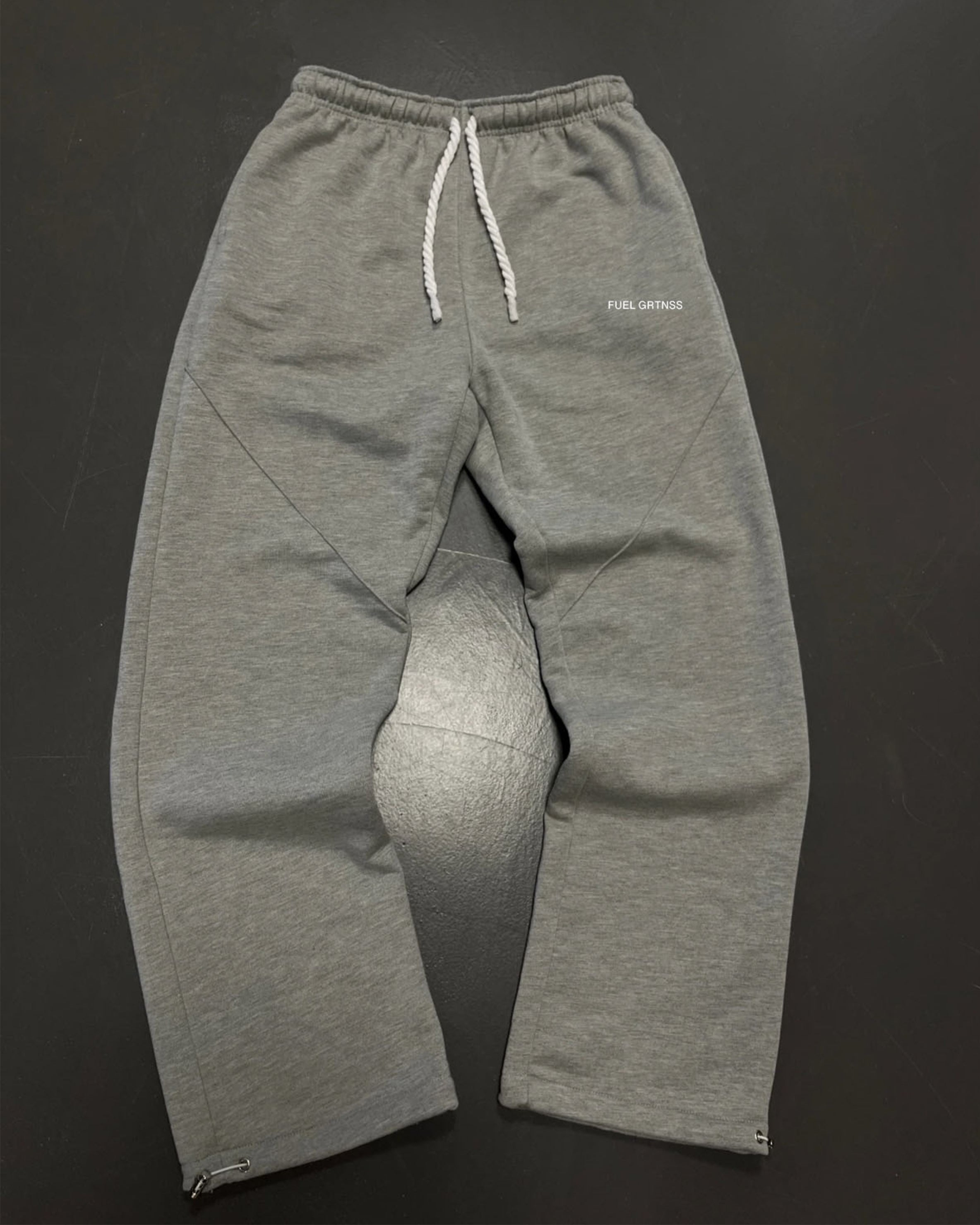 GREY SWEATS
